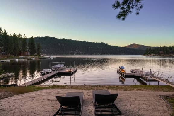 TheLakeHouz | Private Dock, Hot Tub w/ Lake Views
